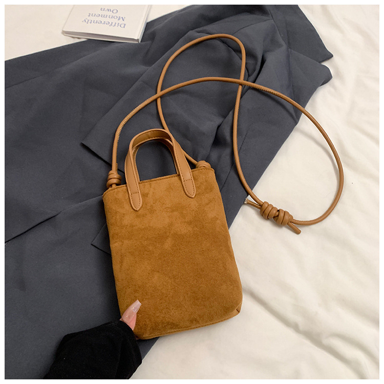 Shoppers | Sac Cabas En Cuir Avec Pendentif – Limited Edition  |  Femme Sacs Femme